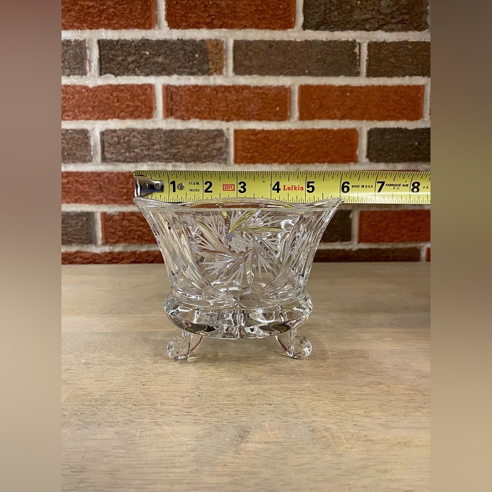 Bohemian Lead Crystal‎ Cut Glass 4 1/2" Bowl Pinwheel Footed